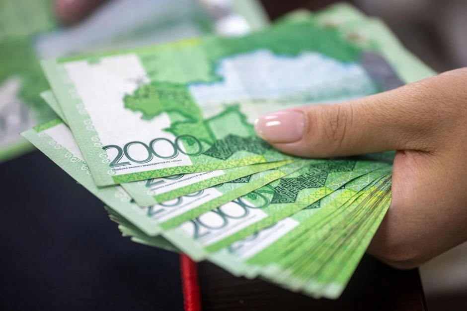 100 чи 200 тисяч гривень: скільки готівки можна зняти з рахунку за день