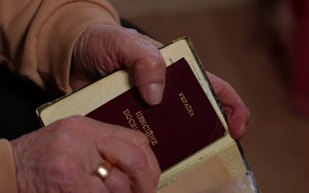 Пенсії пропонують прив’язати до заробітку: які зміни хочуть запровадити в Україні