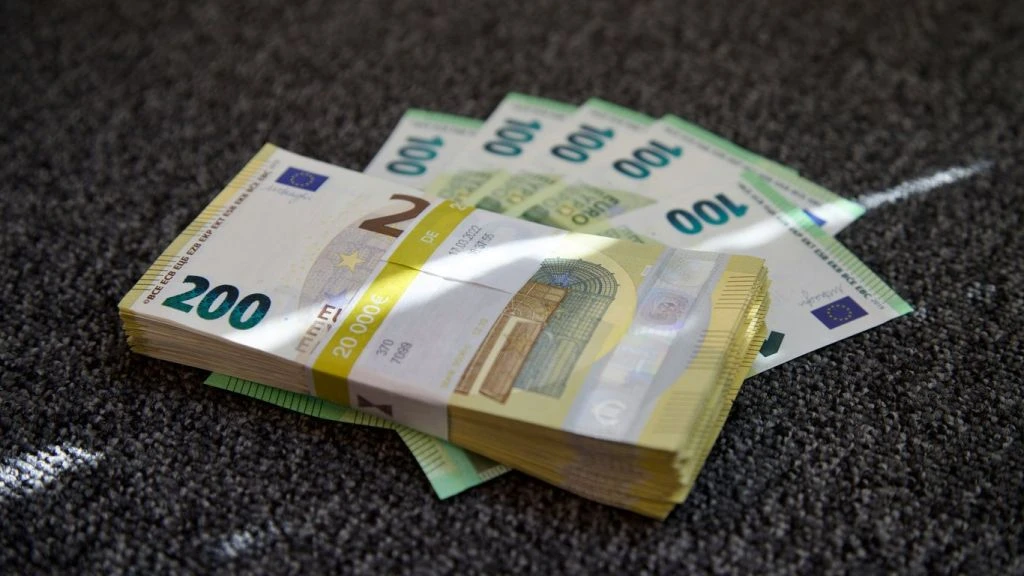 Купюри по 500 євро можуть створити проблеми з обміном: чому їх радять не накопичувати